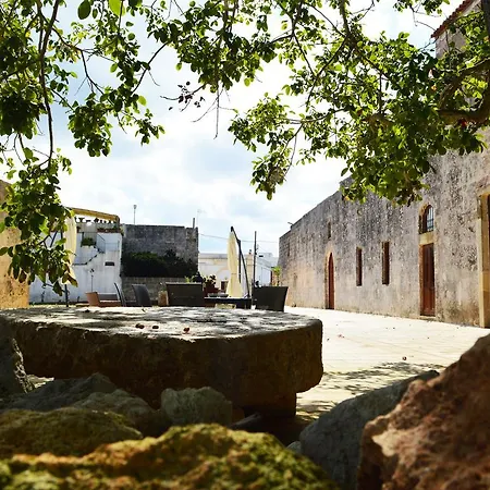 Casino De Viti - Dimora Storica Con Piscina فيلة