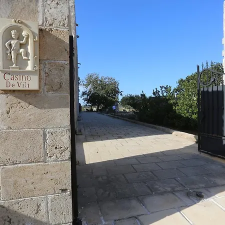 Casino De Viti - Dimora Storica Con Piscina فيلة